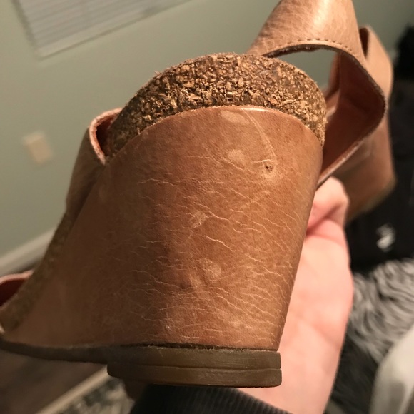 Taos carousel tan leather wedge sandals size 8 💗 - Picture 7 of 7